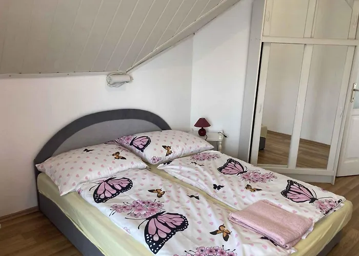 Siofok, Balaton 1 Apartament *